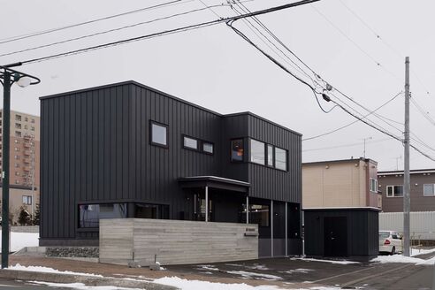 株式会社八城地建 北海道 札幌市南区 店舗の外観