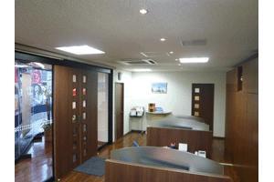 三谷不動産株式会社 福井県 福井市 店内の様子